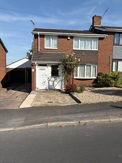3 Bedroom Semi-Detached House For Sale In Ullswater Road, Mexborough, S64