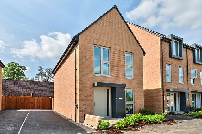 3 Bedroom Semi-Detached House To Rent In Wheatley Carr, Nelson, BB9