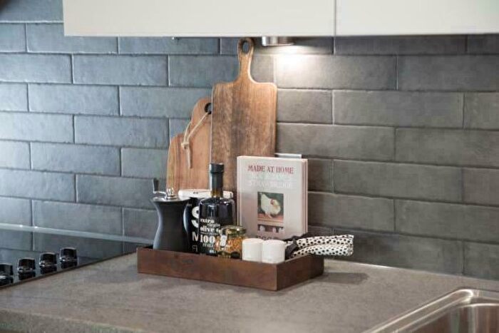 1 Bedroom Apartment To Rent In Flat Smiths Yard, Blossom Street, Manchester, Greater Manchester, M4