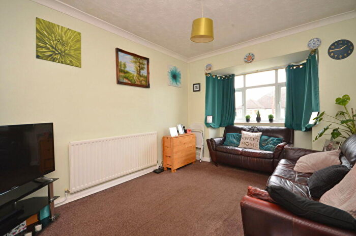 2 Bedroom Semi-Detached Bungalow For Sale In Gorse Avenue, Felpham, Bognor Regis, PO22