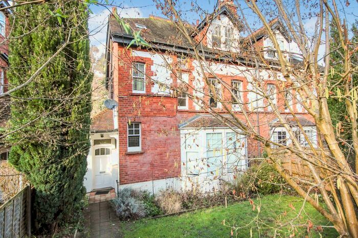 2 Bedroom Flat To Rent In Linden Gardens, Tunbridge Wells, TN2