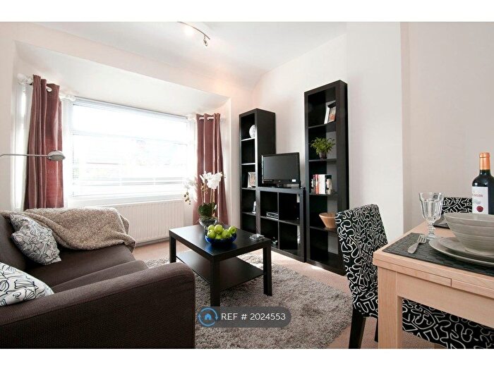 1 Bedroom Flat To Rent In Edgeway Road, Marston, Oxford, OX3