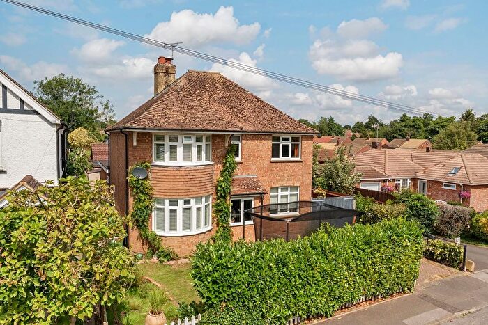 4 Bedroom Detached House For Sale In Park Road, Kennington, Ashford, TN24