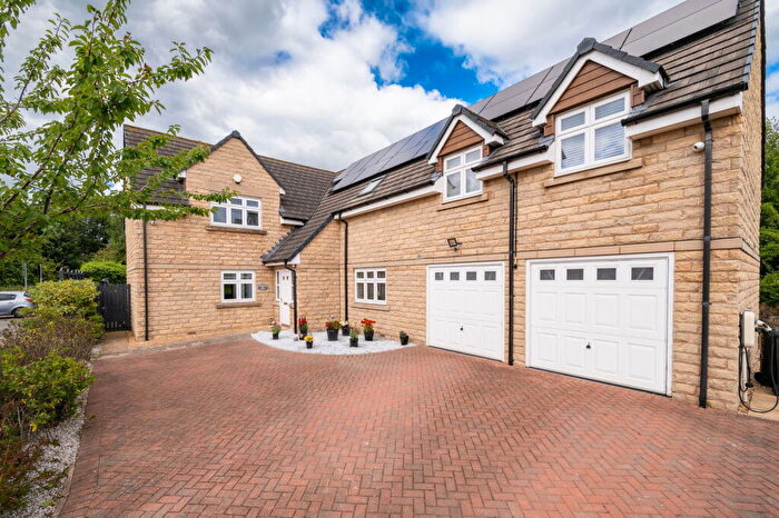 4 Bedroom Detached House For Sale In Kings Court, Penistone, Sheffield, S36