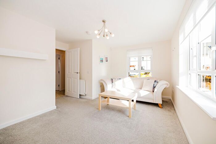 3 Bedroom End Terrace House To Rent In Hapland Bow, Edinburgh, EH17