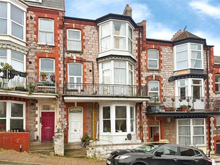 1 Bedroom Flat For Sale In Avenue Road, Ilfracombe, Devon, EX34