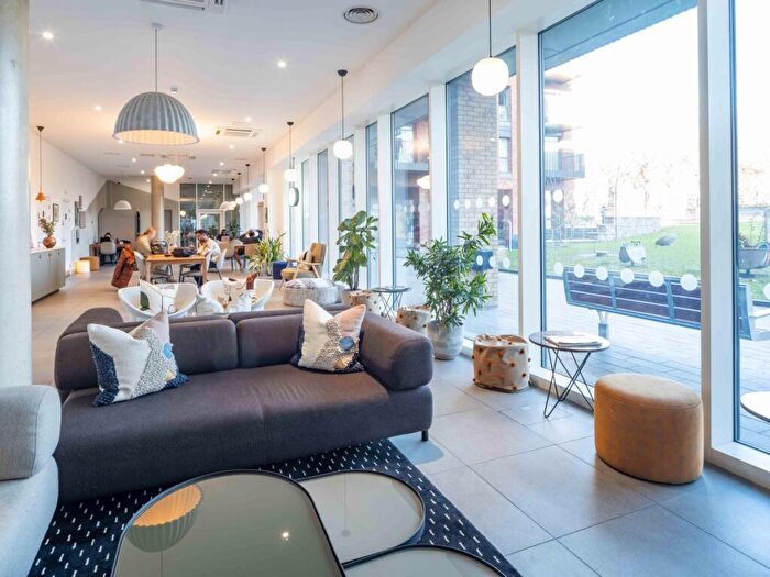 Apartment To Rent In Momento Barking, Barking Wharf Square Barking, IG11