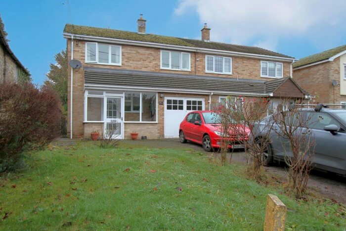 3 Bedroom Semi-Detached House To Rent In Fritwell Road, Fewcott, Bicester, Oxon, OX27