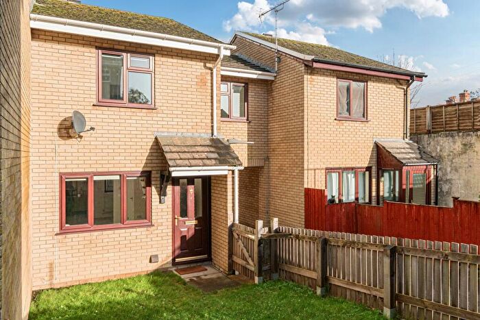 3 Bedroom End Of Terrace House For Sale In Church Grove, Barnstaple, Devon, EX32