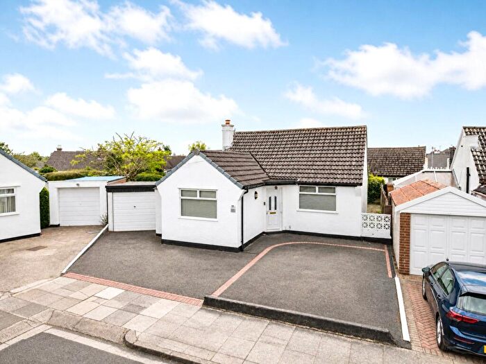 2 Bedroom Bungalow For Sale In Ainsdale Close, Thingwall, Wirral, CH61