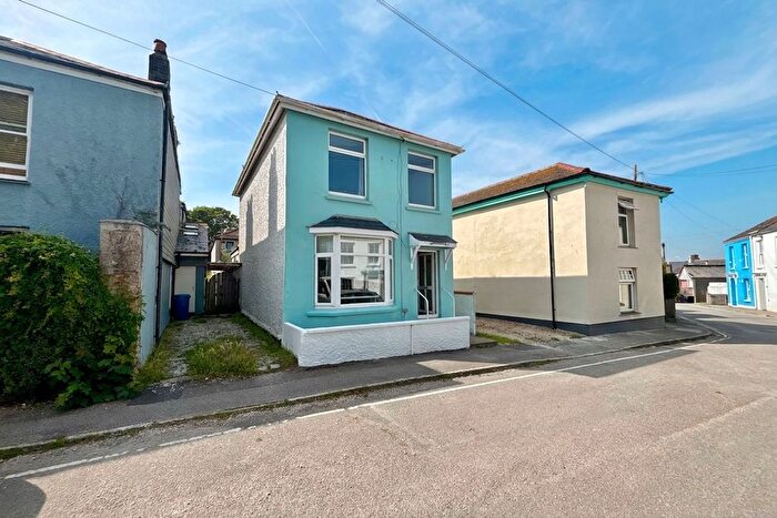 3 Bedroom Detached House For Sale In Waterloo Road, Falmouth, TR11