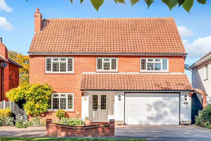 5 Bedroom Detached House For Sale In Weare Gifford, Shoeburyness, SS3
