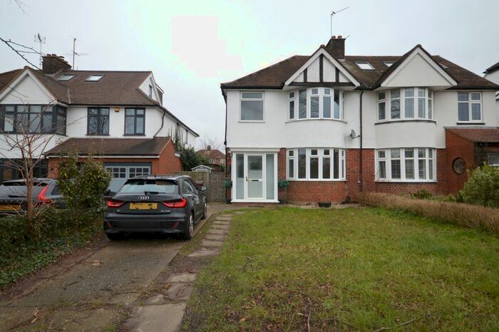 3 Bedroom Property To Rent In Hatfield Road, St Albans, AL4