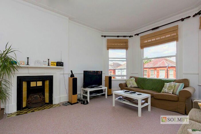 1 Bedroom Flat To Rent In Manstone Road, Kilburn, London, NW2