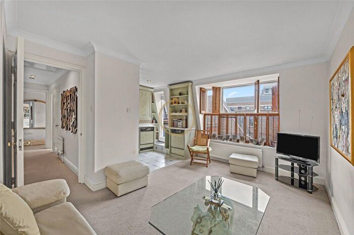 1 Bedroom Flat For Sale In Pied Bull Court, Galen Place, Bloomsbury, London, WC1A