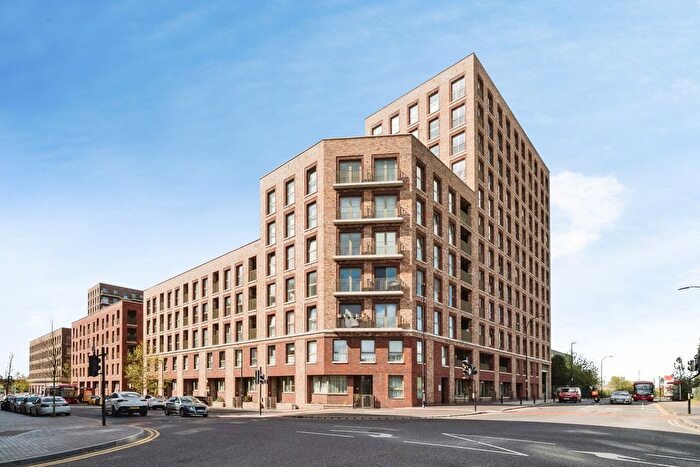2 Bedroom Flat For Sale In Armada Way, London, E6