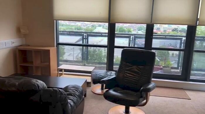 1 Bedroom Studio To Rent In Castle Street, Swansea, SA1