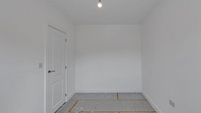 2 Bedroom Terraced House For Sale In Bradford Fp, Bradford, BD10