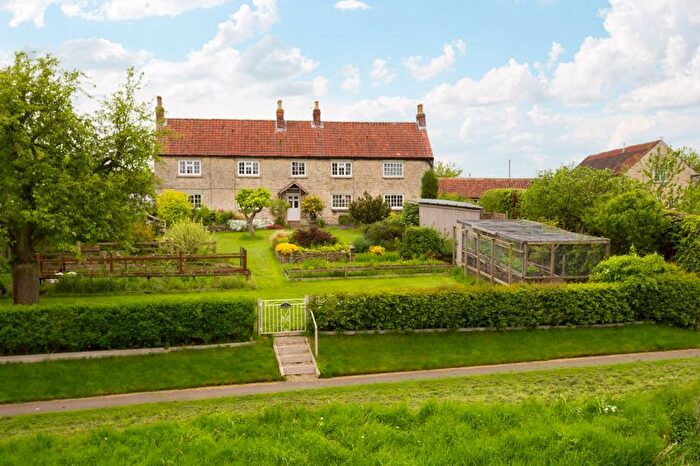 4 Bedroom Detached House For Sale In Brook Farm, Settrington, Malton, YO17