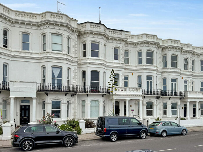 3 Bedroom Apartment For Sale In Marine Parade, Worthing, BN11