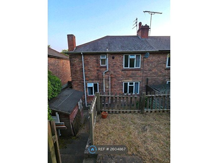 3 Bedroom Semi-Detached House To Rent In Worcester Road, Kidderminster, DY10
