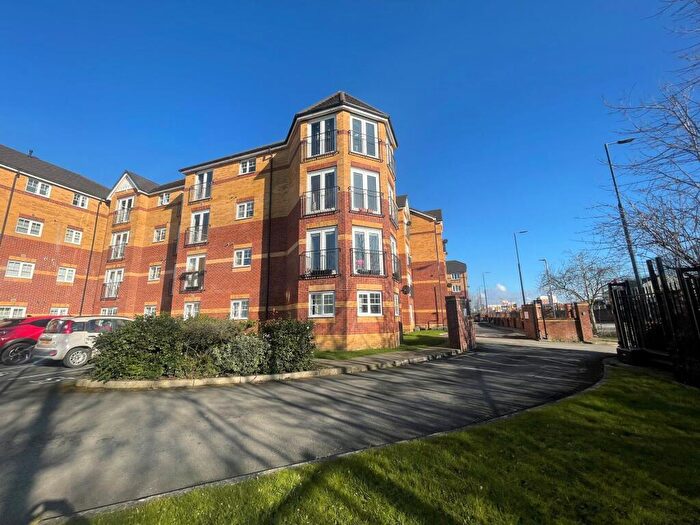 2 Bedroom Flat For Sale In Little Bolton Terrace, Salford, M5