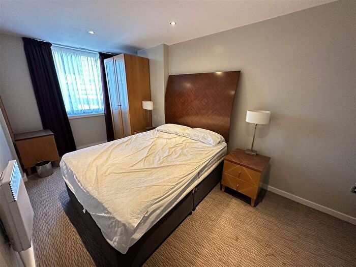 2 Bedroom Flat For Sale In Icon, Shudehill, Manchester, M4