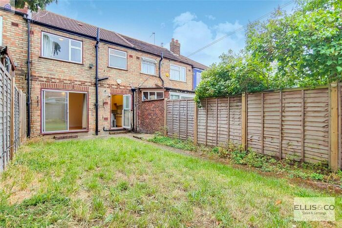 3 Bedroom Terraced House To Rent In Medway Drive, Perivale, Greenford, UB6