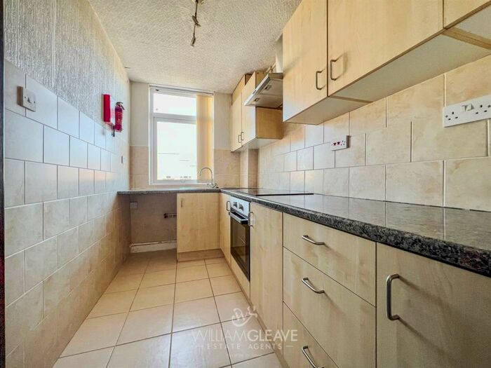 2 Bedroom Flat To Rent In Connah`s Quay, Precinct, CH5