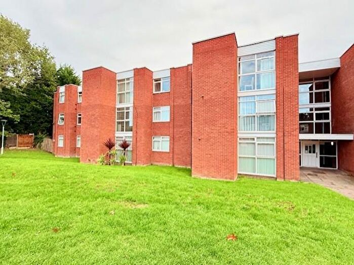 2 Bedroom Flat To Rent In Monks Kirby Road, Sutton Coldfield, B76