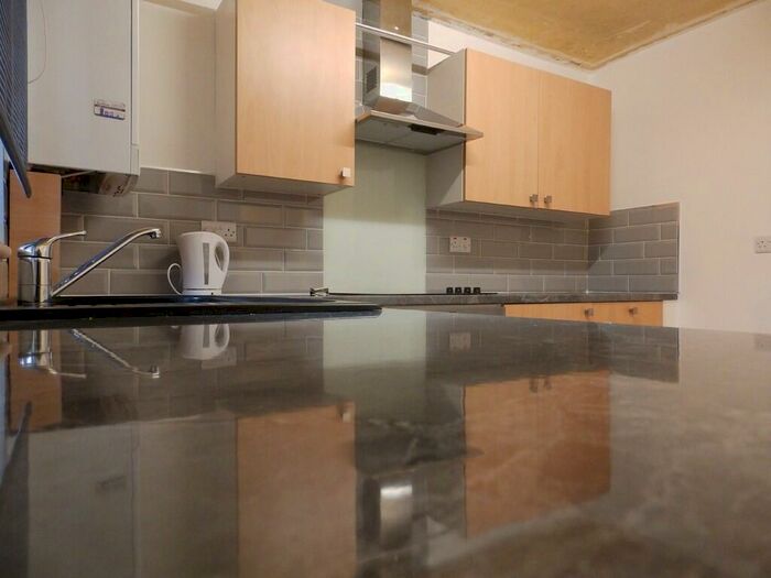 1 Bedroom Apartment To Rent In Wildwood Close, Lee, SE12