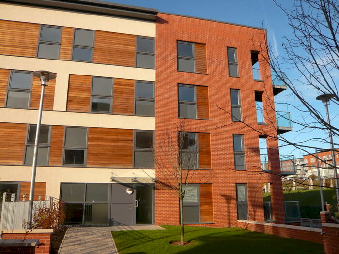 2 Bedroom Apartment To Rent In Bell Barn Road, B15
