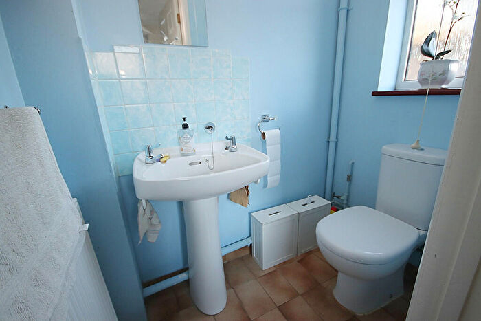 3 Bedroom End Of Terrace House For Sale In Arun Road, Billingshurst, RH14