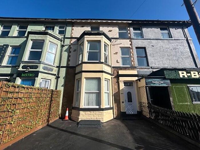 2 Bedroom Flat To Rent In Lord Street, Blackpool, FY1