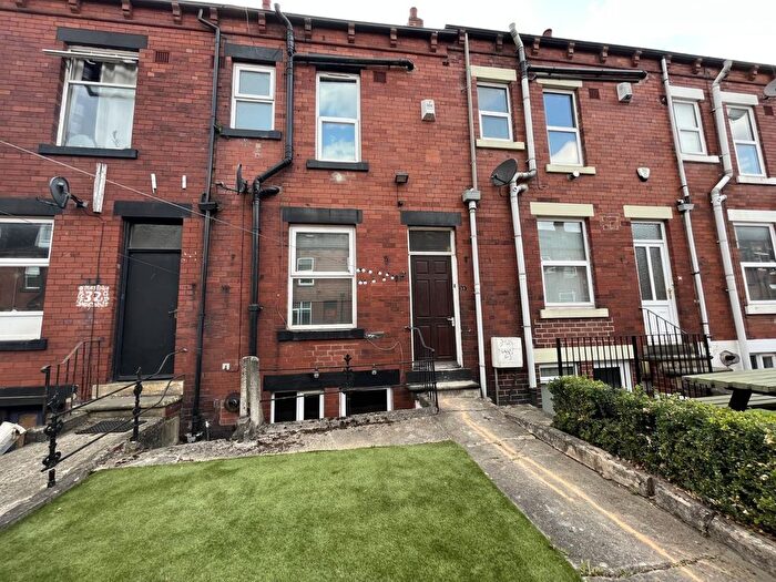 4 Bedroom Terraced House To Rent In Langdale Terrace, Leeds, West Yorkshire, LS6