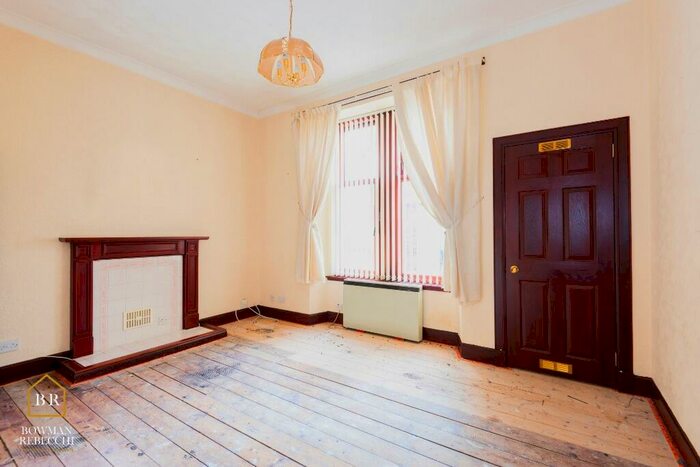 1 Bedroom Flat To Rent In Steel Street, Gourock, Gourock, PA19