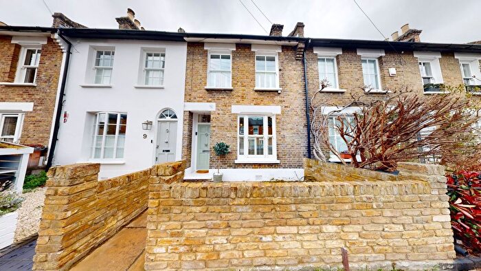 3 Bedroom Terraced House For Sale In Thorne Street, London, SW13