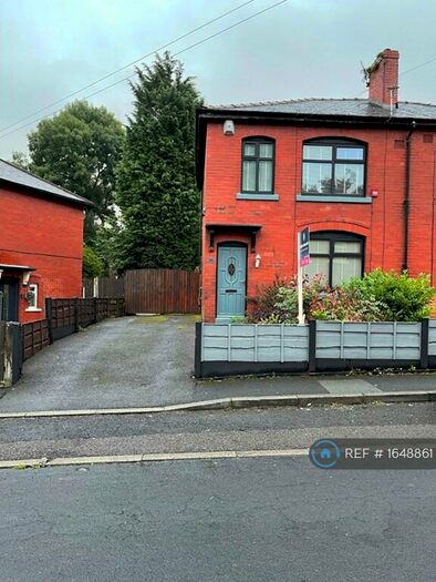 3 Bedroom Semi-Detached House To Rent In Hazel Avenue, Bury, BL9