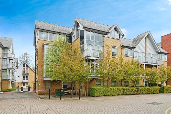 1 Bedroom Flat For Sale In Bingley Court, Canterbury, Kent, CT1