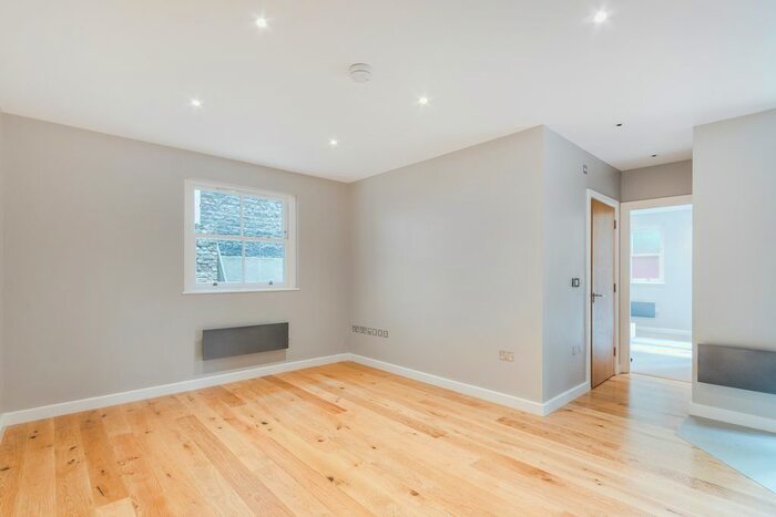 1 Bedroom Flat To Rent In Colony Mansions, Earls Court, Earls Court, SW5