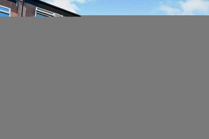 1 Bedroom Flat To Rent In South Morgan Place, Canton, Cardiff, CF11