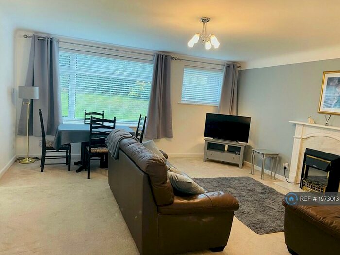 2 Bedroom Flat To Rent In Bella Vista Court, Liverpool, L23