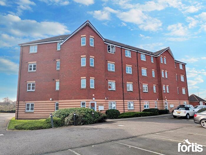 2 Bedroom Apartment For Sale In Amelia Way, Newport, NP19
