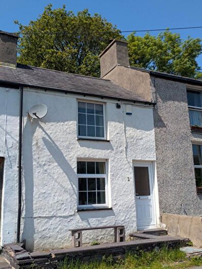 2 Bedroom Terraced House For Sale In Llainwen Uchaf, Llanberis, Caernarfon, Gwynedd, LL55