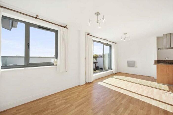 2 Bedroom Flat To Rent In Circa Apartments Regents Park Road Primrose Hill, NW1