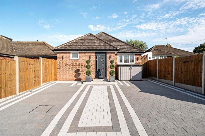 2 Bedroom Bungalow For Sale In Springfield Road, Larkfield, Aylesford, ME20