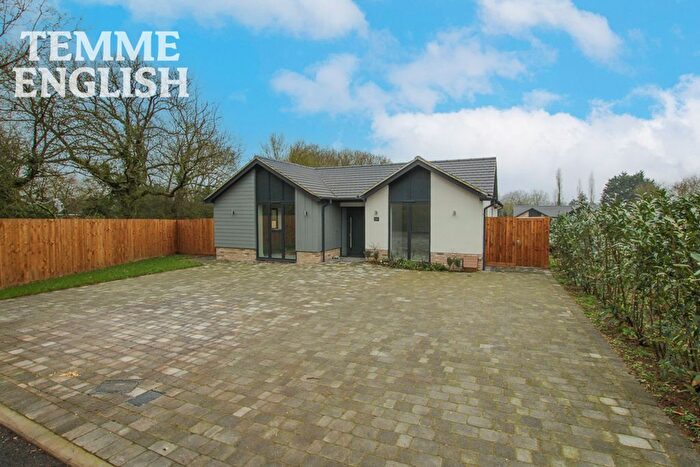 3 Bedroom Detached Bungalow For Sale In New Road, Little Burstead, CM12