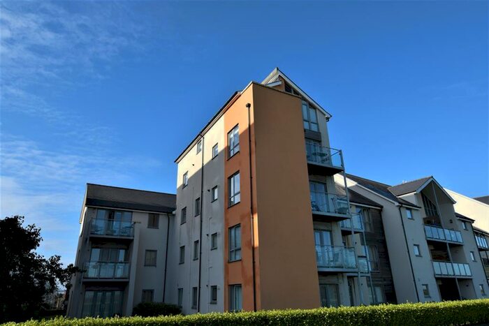 2 Bedroom Penthouse To Rent In Kittiwake Drive, Portishead, Bristol, BS20