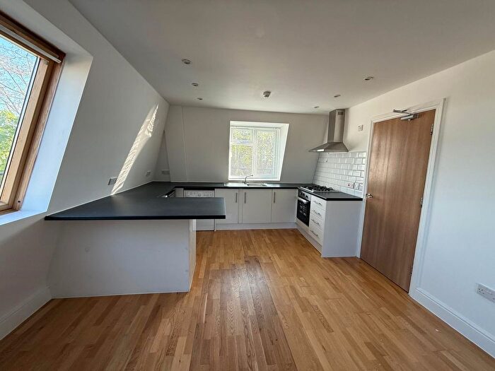 2 Bedroom Flat To Rent In Wansbeck Court, London, EN2
