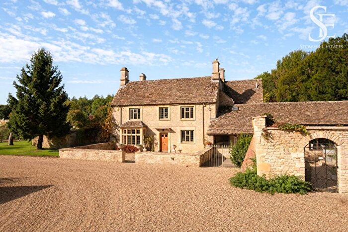 5 Bedroom Detached House For Sale In Warrens Cross, Lechlade, GL7